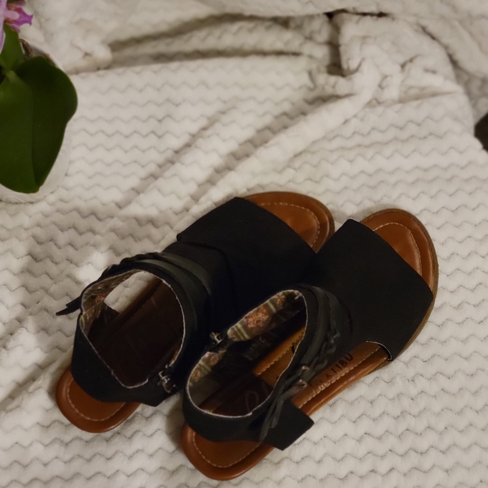Black Blowfish Malibu Sandals